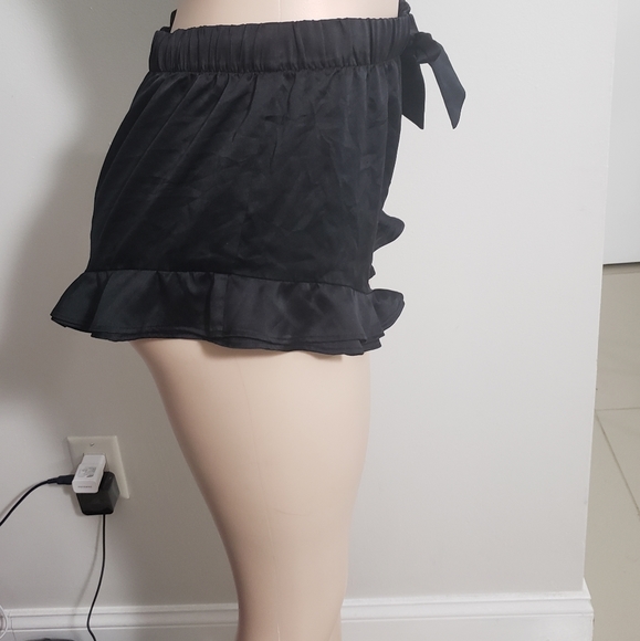 Silk Victoria’s Secret pajama shorts - Picture 7 of 10
